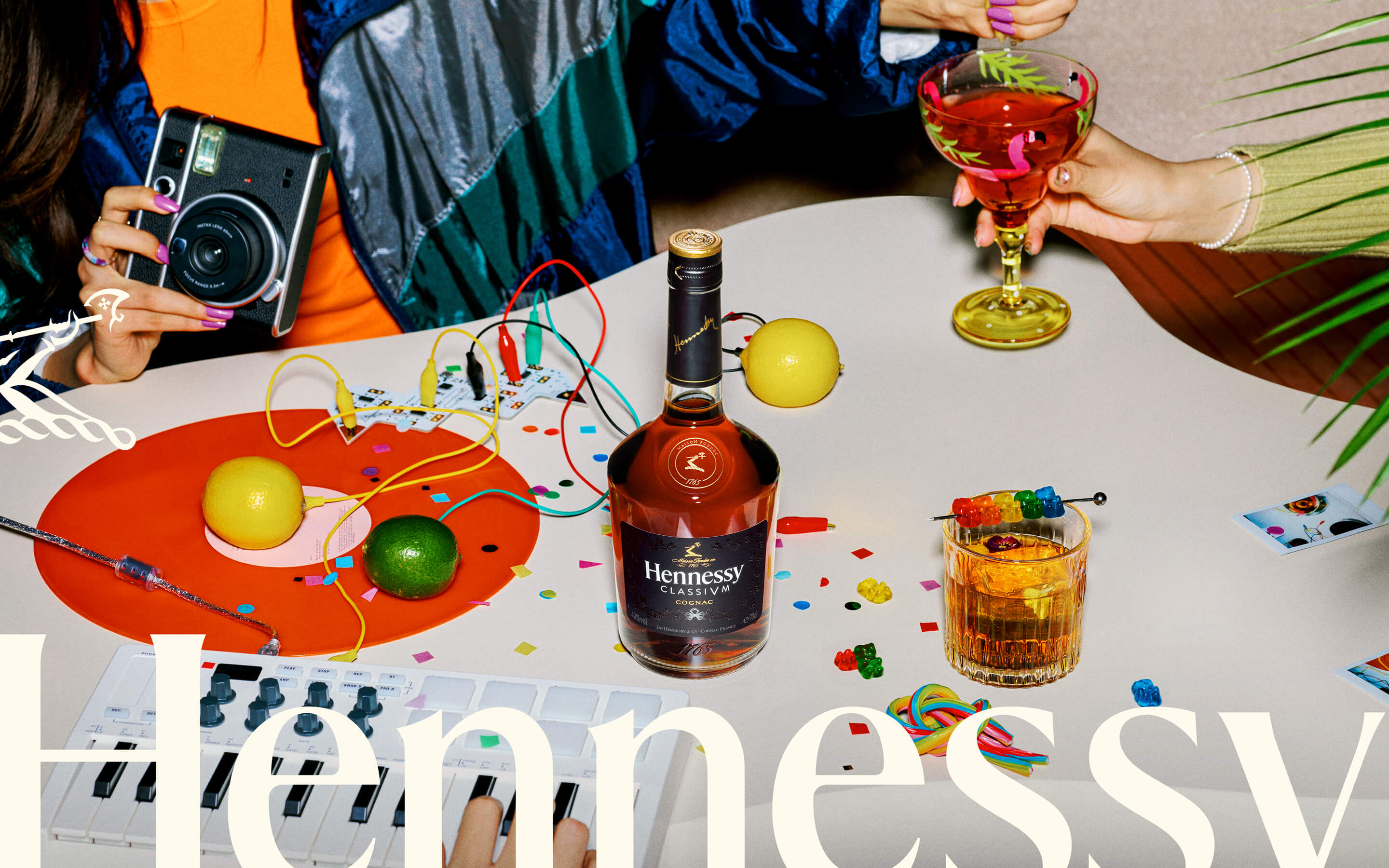 HENNESSY_KV_02